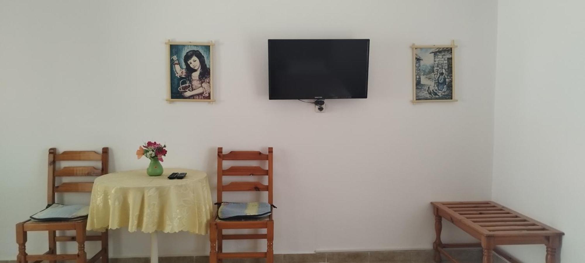 Kaiti Studios 1 Kukunariész Kültér fotó